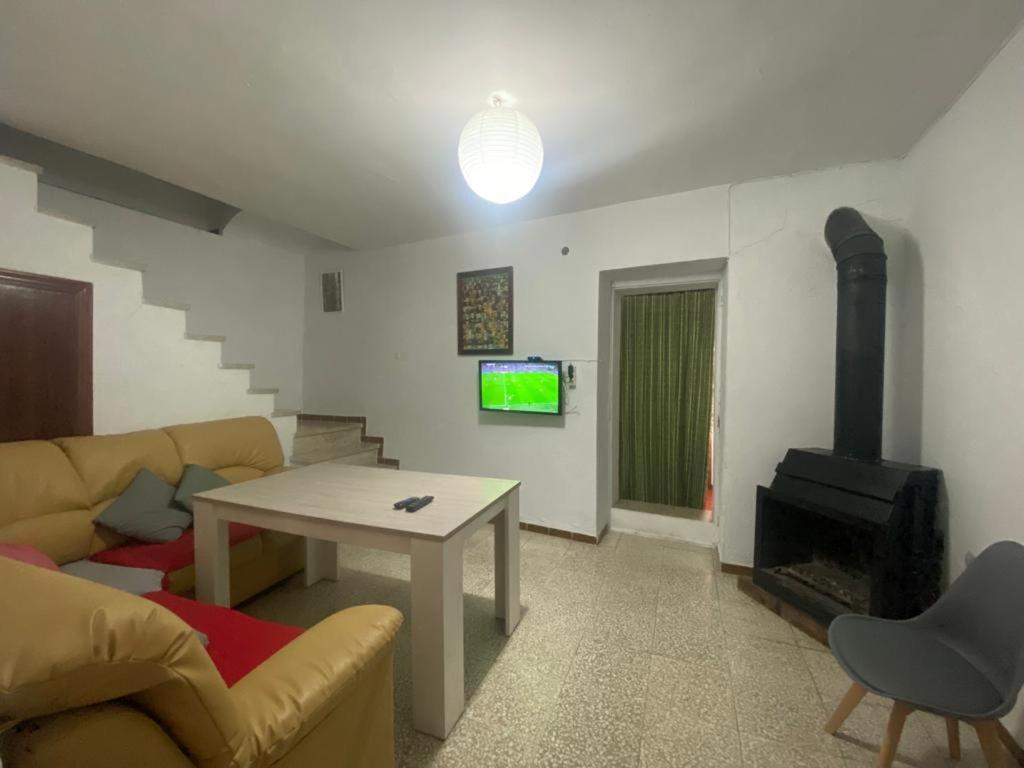 Casa Chiqui Villa Zahara De La Sierra Bagian luar foto